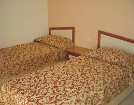 Oasis Apart Тургутрейс